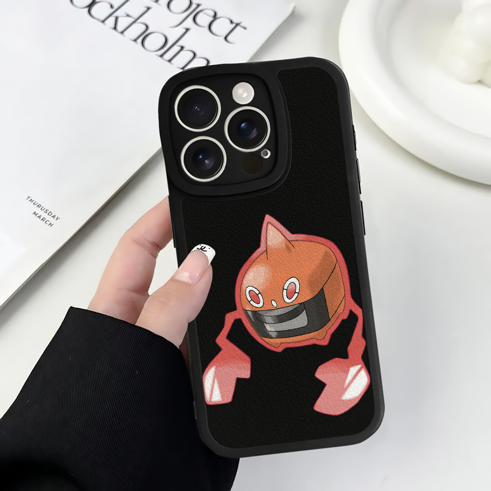 （画像用） ポケットモンスター Pokémon 【iPhone 16シリーズ対応】シリコンスマホケース（レザー調） 材質：シリコン